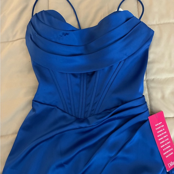 Prom Gown - Picture 5 of 5